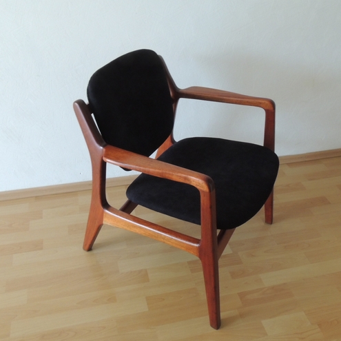 Sillon Danes - Van Beuren - Caoba/Forro Vinipiel 