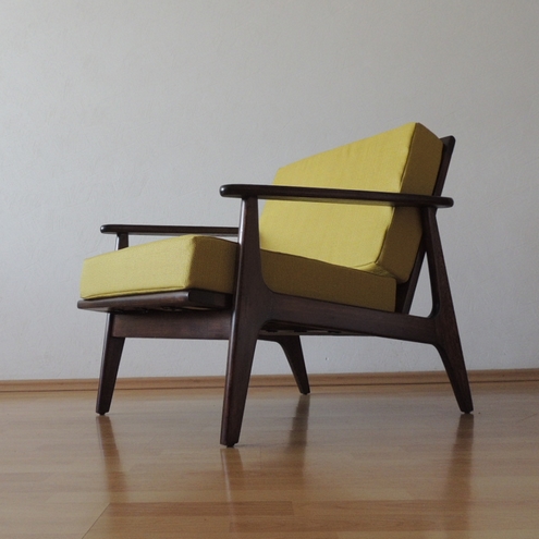 Sillón Clara Porset