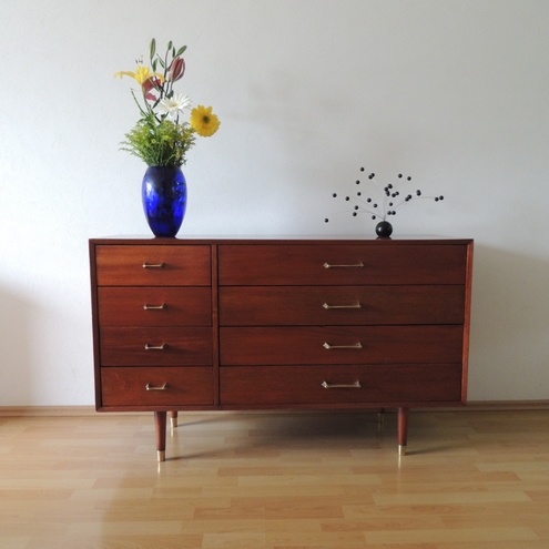 Cajonera Van Beuren